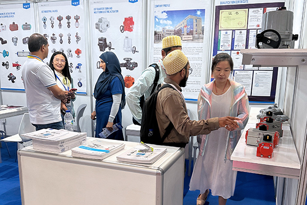 Техническая консультация с экспертами клапанов